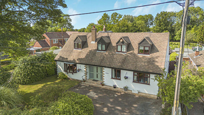 5 Bedroom Detached House For Sale In Berry Lane, Wantage, OX12