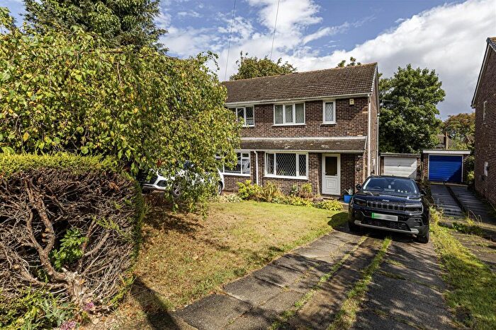 3 Bedroom Semi Detached House For Sale In Sandmoor Drive, Lindley, Huddersfield, HD3