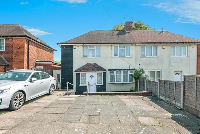 3 Bedroom Semi-Detached House For Sale In Overdale Road, Quinton, Birmingham, West Midlands, B32