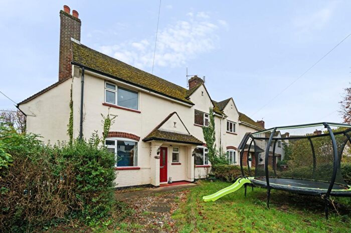 3 Bedroom Semi Detached House For Sale In Stonhouse Crescent, Radley, Abingdon, OX14