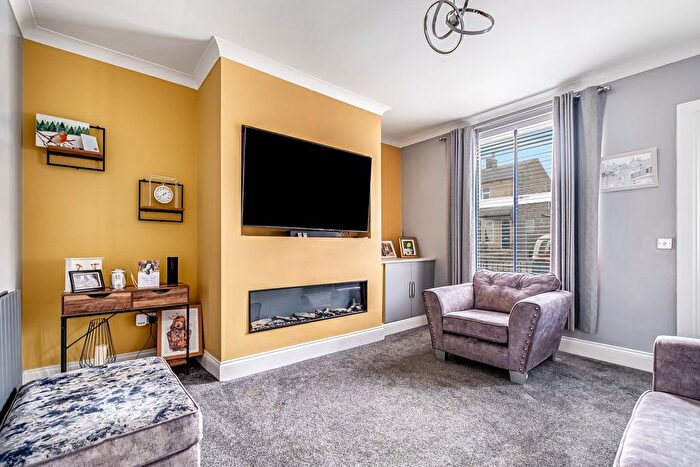 2 Bedroom Terraced House For Sale In Langroyd Road, Colne, BB8