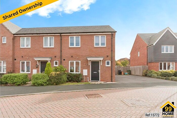 3 Bedroom End Terrace House For Sale In Delmly Croft, Droitwich, Worcestershire, WR9