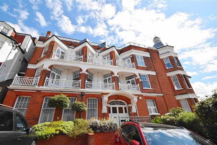 1 Bedroom Flat For Sale In Palmeira Mansions, Palmeira Avenue, Westcliff On Sea, SS0