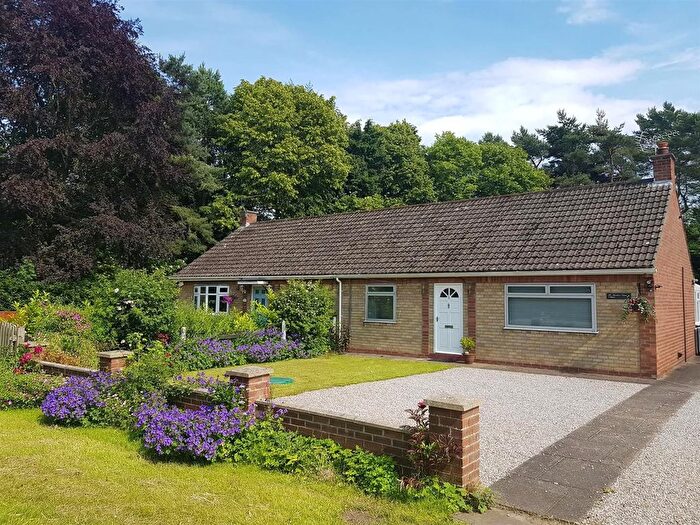 2 Bedroom Semi-detached Bungalow For Sale In Town Street, Hayton, York, YO42