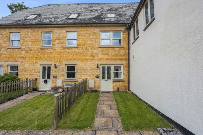 3 Bedroom End Of Terrace House For Sale In High Street, Mickleton, Chipping Campden, Gloucestershire, GL55
