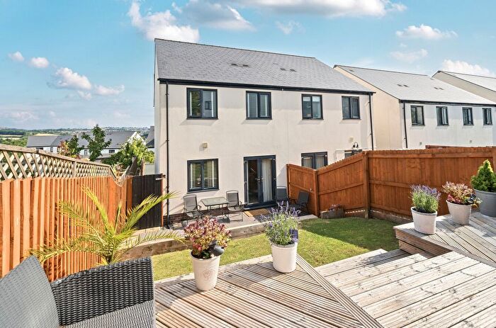 3 Bedroom Semi-Detached House For Sale In Cornflower Close, Paignton, Devon, TQ4