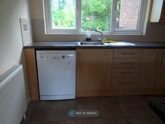 1 Bedroom Flat To Rent In Northwood, Northwood, HA6