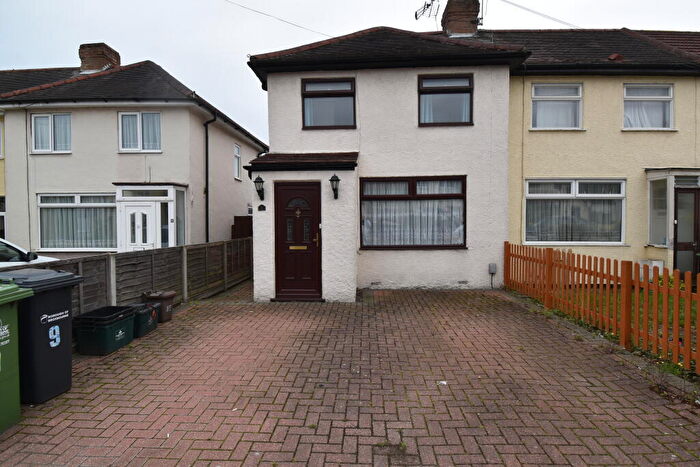 3 Bedroom House To Rent In Endeavour Road, Cheshunt, Hertfordshire, EN8