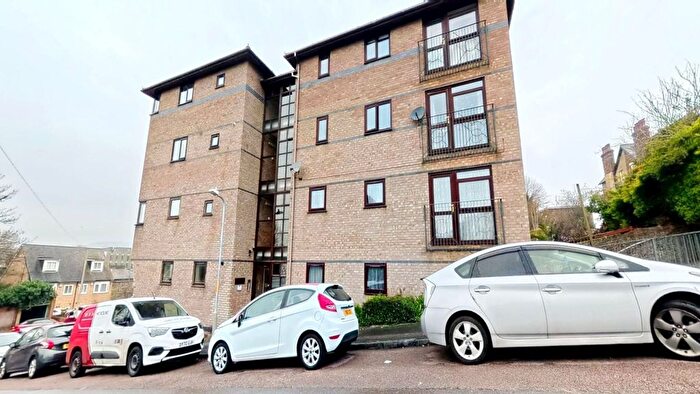 1 Bedroom Flat For Sale In Flat, Taymouth House, Harold Street, Dover, CT16