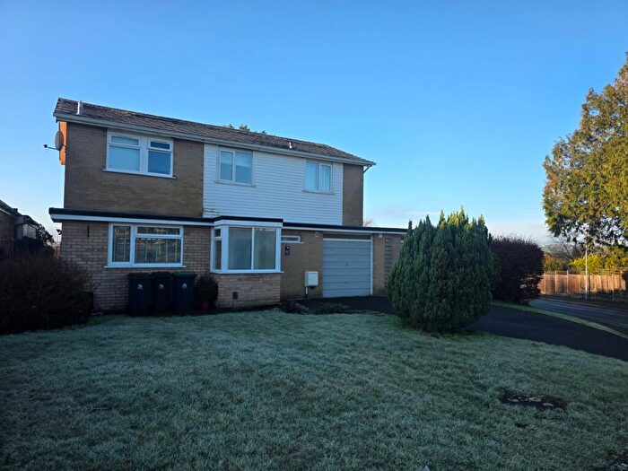 4 Bedroom Detached House To Rent In Lacy Drive, Wimborne, BH21