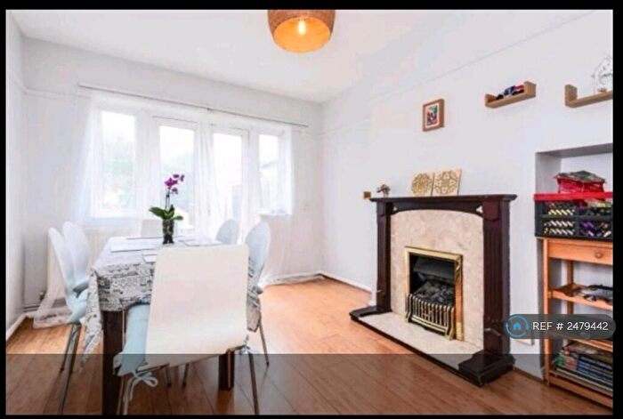 3 Bedroom Semi-Detached House To Rent In Weldon Road, Marston, Oxford, OX3