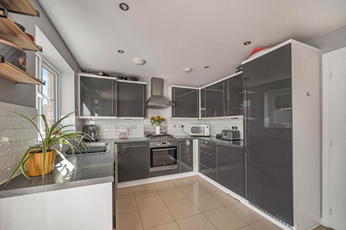 3 Bedroom End Of Terrace House For Sale In Waun Draw, Caerphilly, CF83