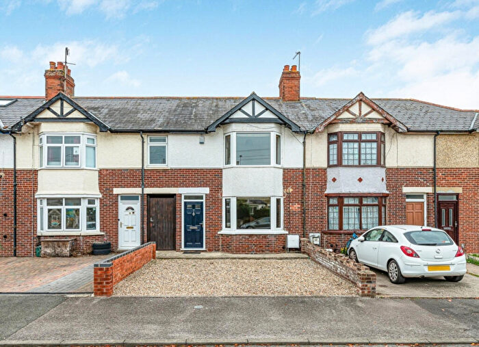 3 Bedroom Terraced House For Sale In Cricket Road, East Oxford, OX4