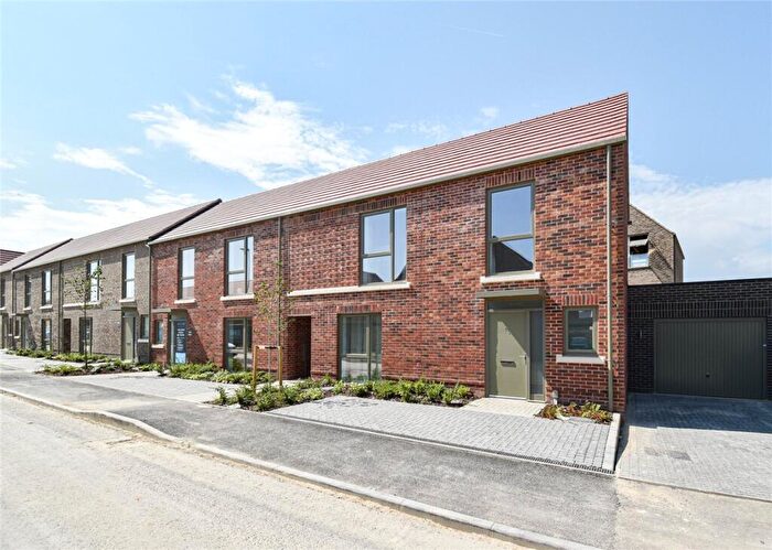 2 Bedroom Semi-Detached House To Rent In Grey Way, Cambridge, CB5