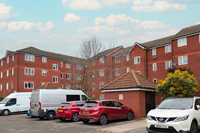 1 Bedroom Flat To Rent In Bywater House, Harlinger Street, London, SE18