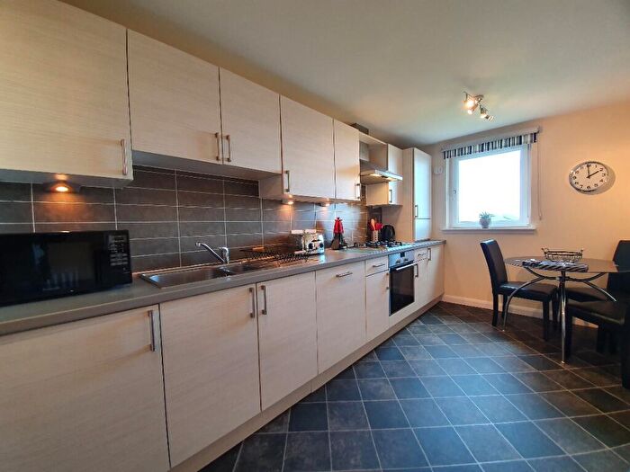 2 Bedroom Flat To Rent In Tailor Place, Hilton, Aberdeen, AB24