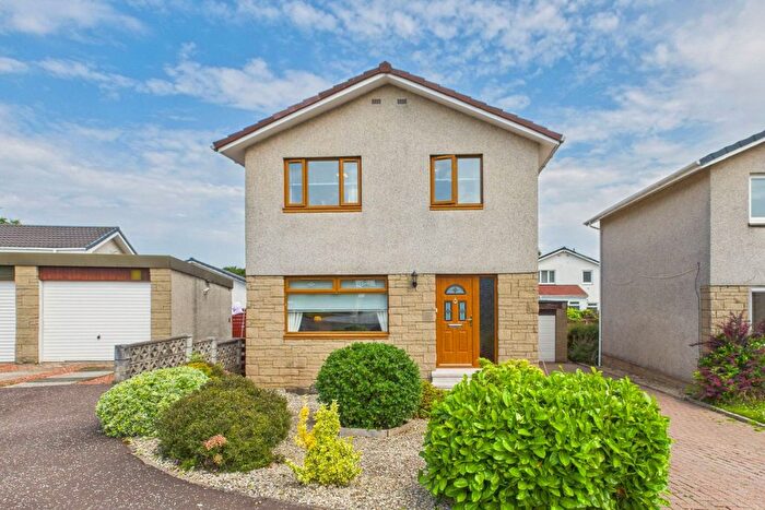 3 Bedroom Detached House For Sale In Larch Court, Blantyre, Glasgow, G72