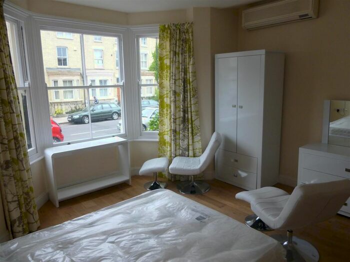 Studio To Rent In Newmarket Road, Cambridge, CB5