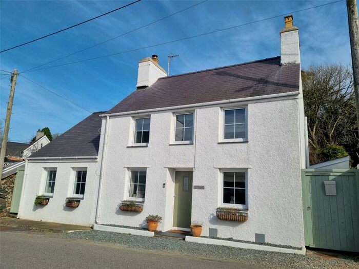 3 Bedroom Detached House For Sale In Sarn Meyllteyrn, Gwynedd, LL53