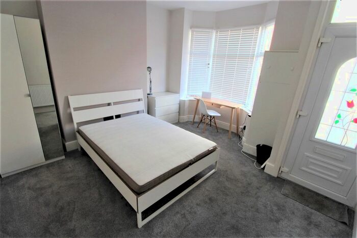3 Bedroom End Of Terrace House To Rent In Richmond Street, Coventry, CV2
