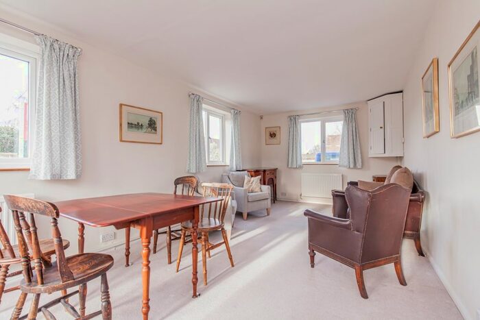 2 Bedroom Cottage To Rent In Tree Lane, Iffley, Oxford, OX4