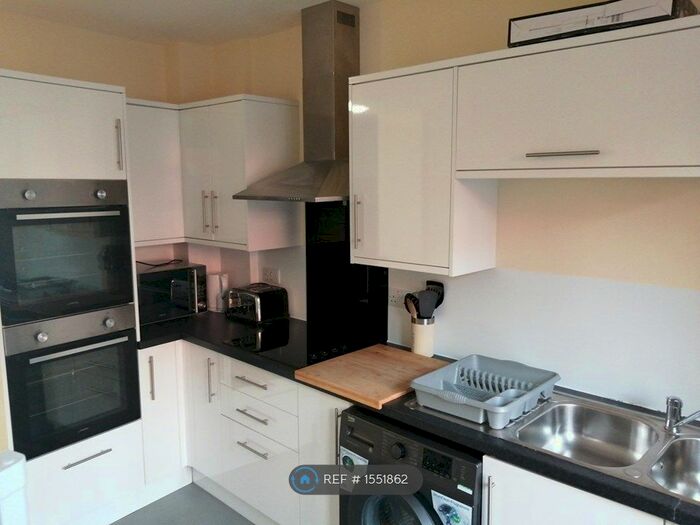 7 Bedroom Flat To Rent In Moss House, Leamington Spa, CV31