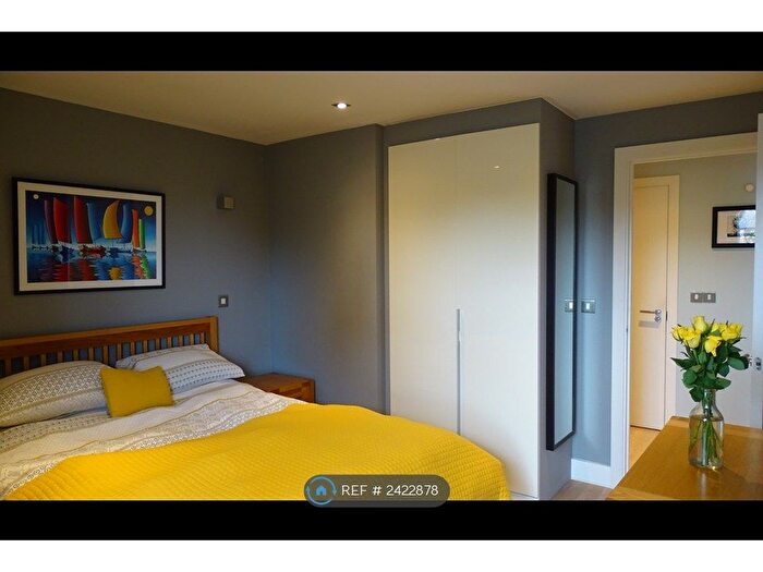 1 Bedroom Flat To Rent In Theatro Tower, London, SE8