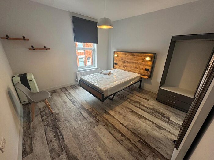 5 Bedroom End Of Terrace House To Rent In Peet Street, Derby, DE22