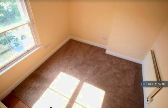 1 Bedroom Flat To Rent In Guildhall, Bedford, MK40