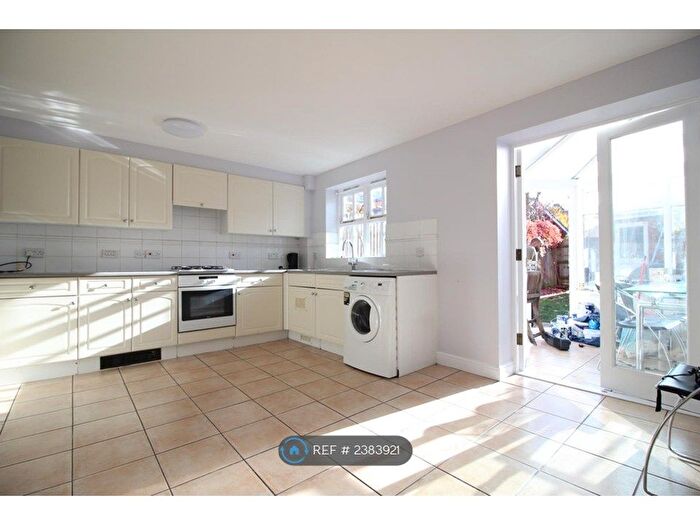 4 Bedroom Terraced House To Rent In Victoria Road, Mitcham, CR4