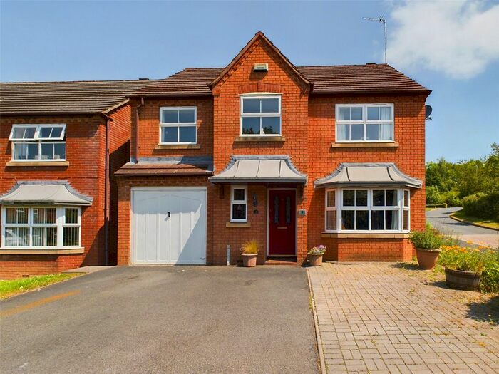 5 Bedroom Detached House For Sale In Bolton Avenue, Worcester, Worcestershire, WR4