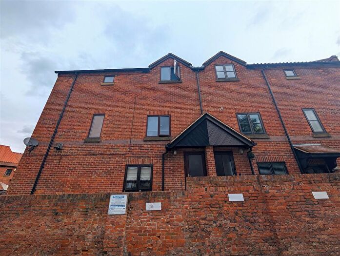 2 Bedroom Flat For Sale In Huddlestones Wharf, Newark, NG24
