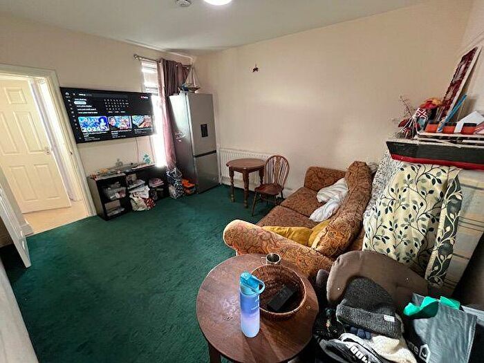 1 Bedroom Flat To Rent In Monks Road, Lincoln, LN2