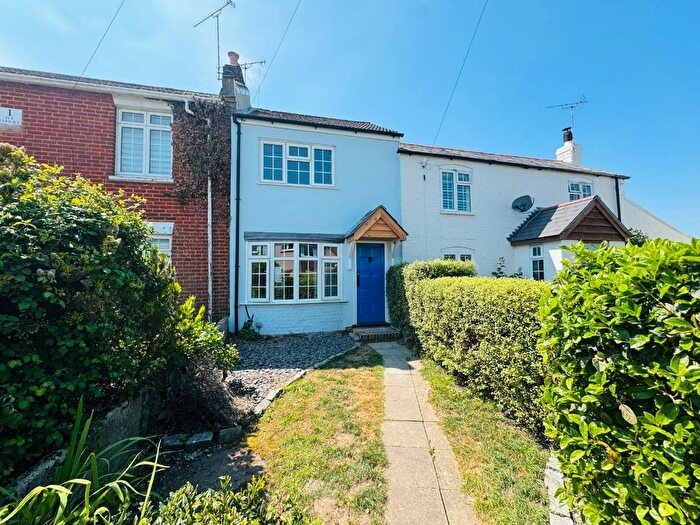 2 Bedroom Terraced House To Rent In Chapel Drove, Hedge End, SO30