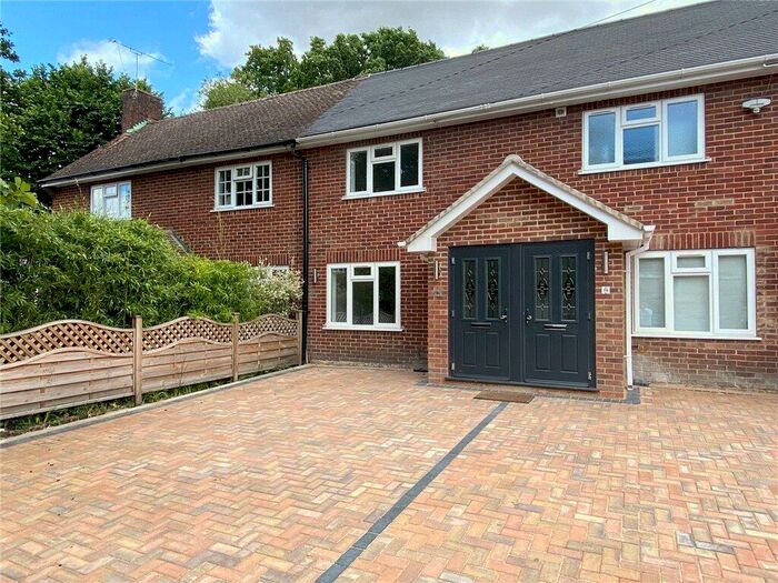 2 Bedroom Terraced House To Rent In Conway Drive, GU14