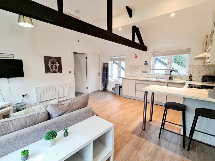 2 Bedroom Flat To Rent In Clarke Road, Northampton, NN1