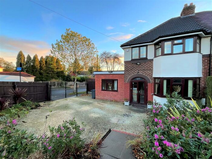 3 Bedroom Semi-Detached House To Rent In Court Lane, Erdington, B23