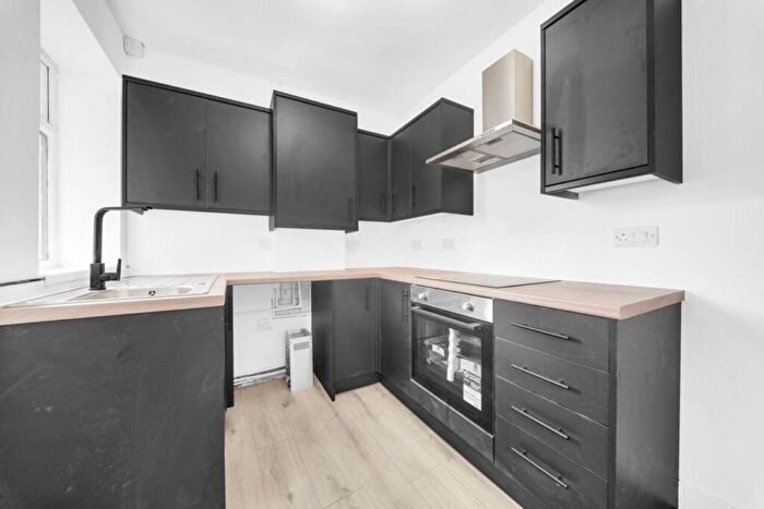 3 Bedroom Terraced House To Rent In Co-Operation Street, Bacup, OL13