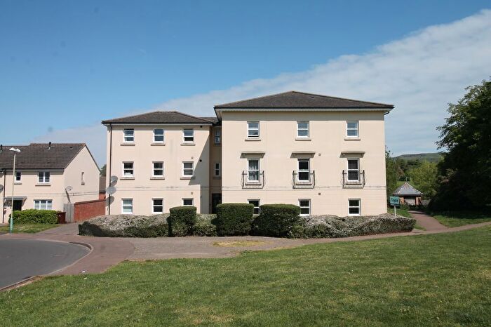 2 Bedroom Flat For Sale In Joyford Passage, Cheltenham, GL52