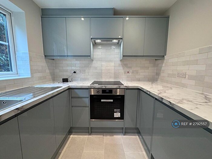 1 Bedroom Flat To Rent In Heddington Grove, London, N7