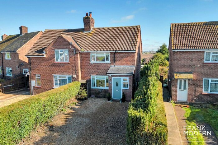 2 Bedroom Semi-Detached House For Sale In Stockwell Gate, Whaplode, PE12