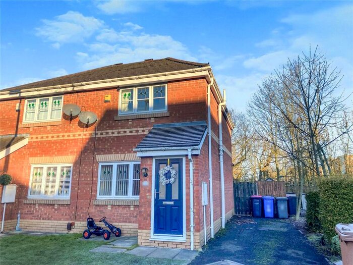 2 Bedroom Semi-Detached House To Rent In Chendre Close, Pendlebury, Swinton, M27