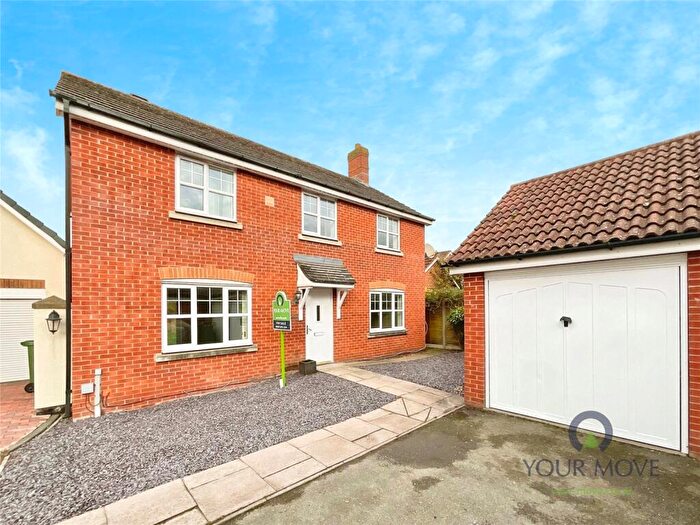 4 Bedroom Detached House For Sale In Vale Grove, Bromsgrove, Worcestershire, B60