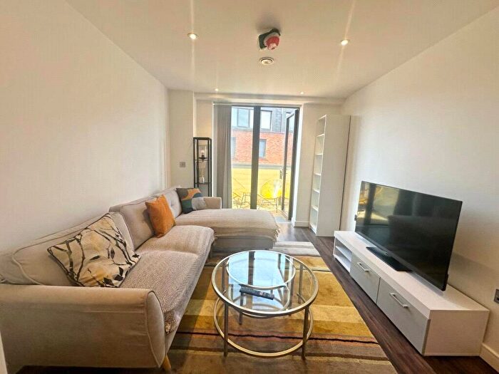 2 Bedroom Apartment To Rent In Tenby House, Tenby Street South, Birmingham, West Midlands, B1