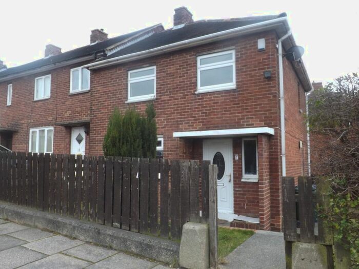 3 Bedroom Semi-Detached House To Rent In Harelaw Grove, West Denton, Newcastle Upon Tyne, NE5
