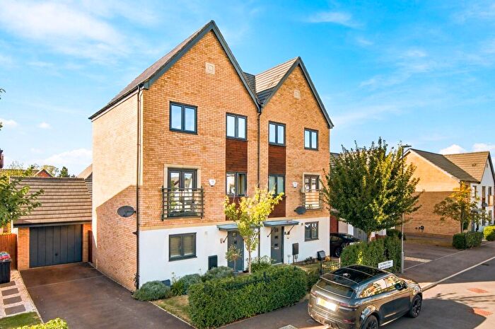 3 Bedroom Semi-Detached House For Sale In Four Marks Close, Broughton, MK10