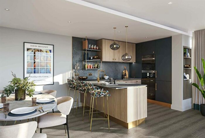 1 Bedroom Flat For Sale In London Docks, NW1