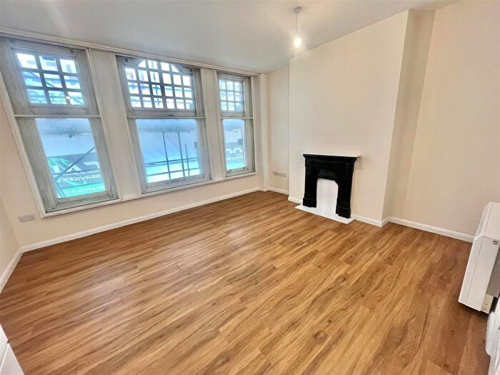 1 Bedroom Flat To Rent In Wollaton Street, Nottingham, NG1