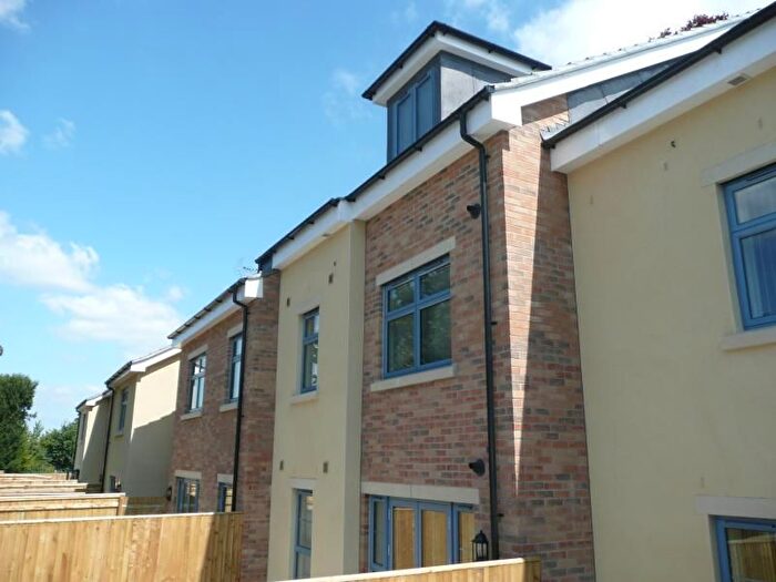 1 Bedroom Flat To Rent In Annabel Court, Dene Road, Andover, SP10