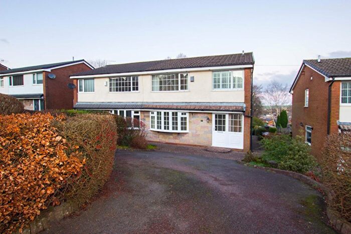 3 Bedroom Property To Rent In Harwood Street, Darwen, BB3